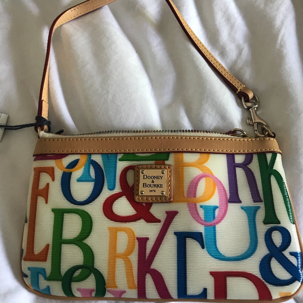 Dooney & Bourke Large Slim Wristlet